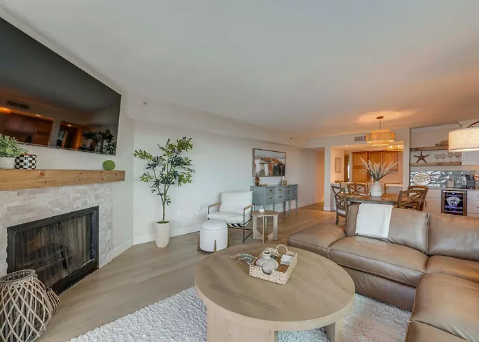 Gulf Views, Steps To Beach: Redington Shores *
